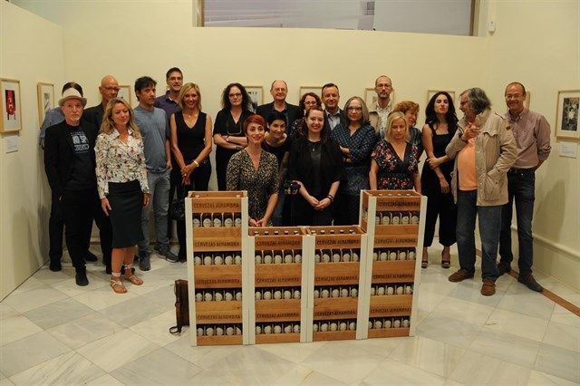 Más de 5.500 visitantes han disfrutado de las ilustraciones de Hnegra en CajaGranada