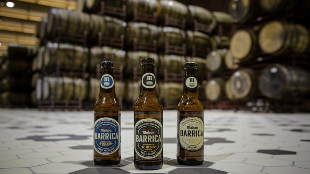 La planta de Mahou en Alovera busca llegar a 3.700 barricas para envejecer cerveza