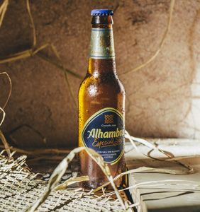 Cervezas Alhambra estrena imagen y nueva cerveza sin alcohol