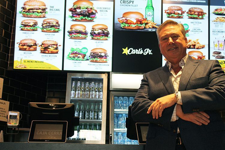 Víctor Santos: “Con Carl’s Jr. trataremos de ser los mejores en el conjunto de la experiencia”