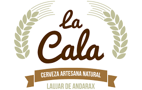 Cervezas ‘La Cala’ sorprende en la Feria ‘Sabores Almería’ con una cerveza especial en formato 3/4