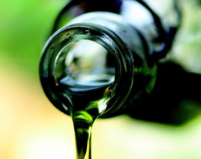 Los productores quieren regular la oferta de aceite de oliva que llega al mercado
