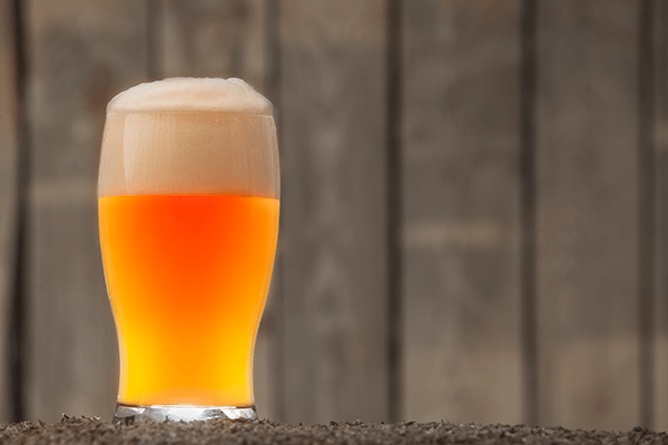 En la localidad madrileña de Mataelpino, una pequeña empresa se dedica a la elaboración de cerveza artesana.