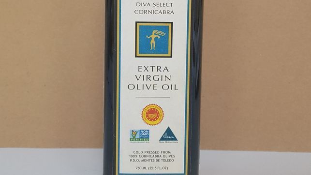 Llega a EEUU la primera botella de aceite virgen extra con logo de Dieta Mediterránea