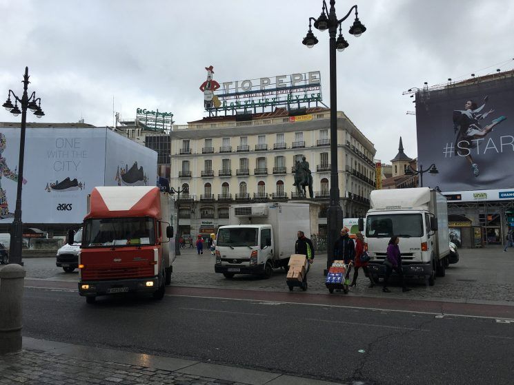 Madrid prepara la Ordenanza de Movilidad que afecta al reparto de mercancías