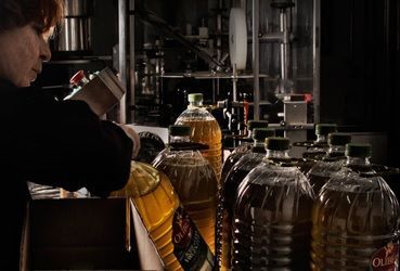Tres millones de litros convierten a Beas de nuevo en Capital del Aceite de Oliva Virgen Extra de Huelva