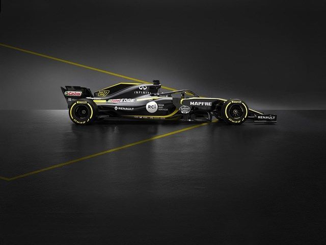 Estrella Galicia 0,0 amplia su presencia en Renault y su logo aparecerá en el coche, casco y mono de Sainz