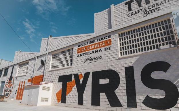 La valenciana Tyris inaugura la tercera fábrica de cerveza artesanal más grande de España