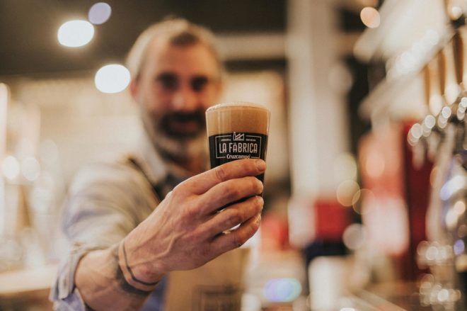 Dentro de ‘La Fábrica’: Diez secretos para elaborar una buena cerveza