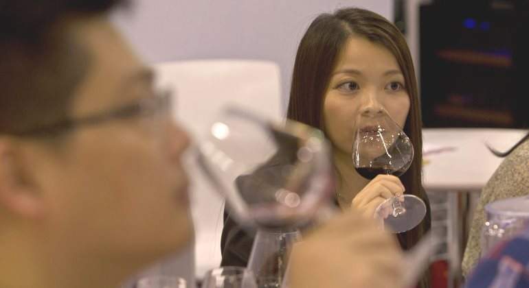 El vino español multiplica por diez sus ventas en China.