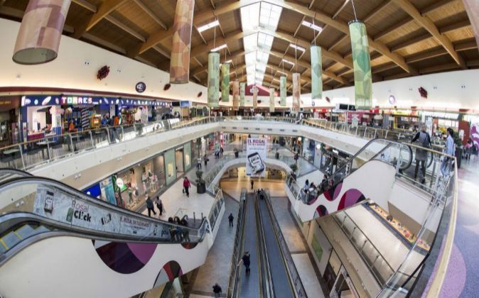 Las ventas del comercio minorista crecen el 2,2% en España en febrero