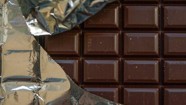 El sector del chocolate español se encamina hacia productos con más cacao y saludables para sortear la crisis.