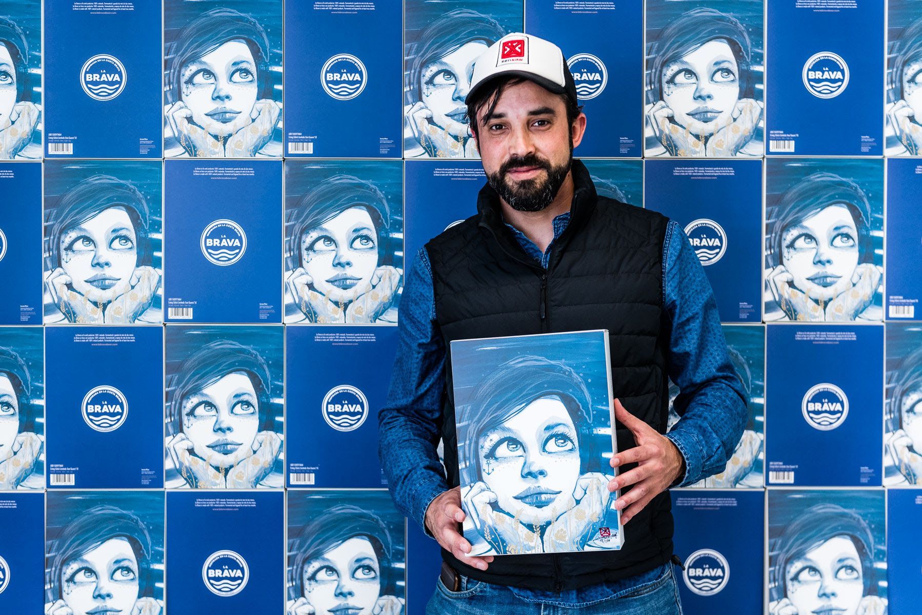 LA BRAVA BEER LANZA SU PRIMERA EDICIÓN LIMITADA DE COLECCIONISTA: LA BRAVA BY XAVI GUERRA