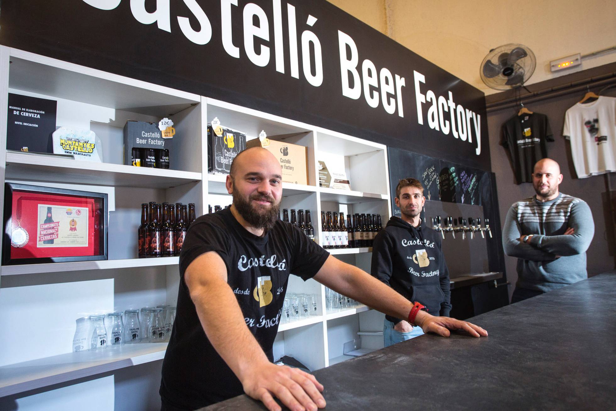 Cerveceros “de olla y pala”