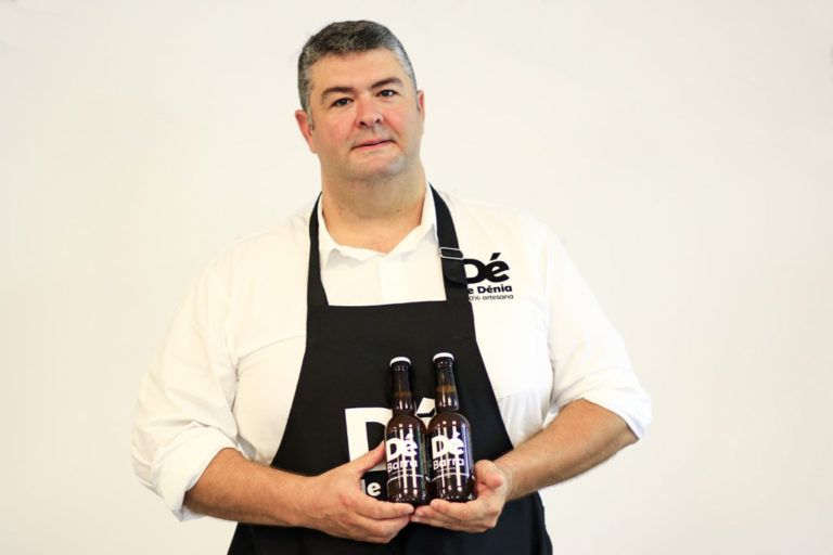 Dé, la cerveza artesana con raíces ‘denieras’