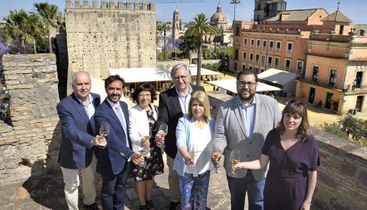 Vinoble convierte a Jerez por unos días en “capital mundial del vino”