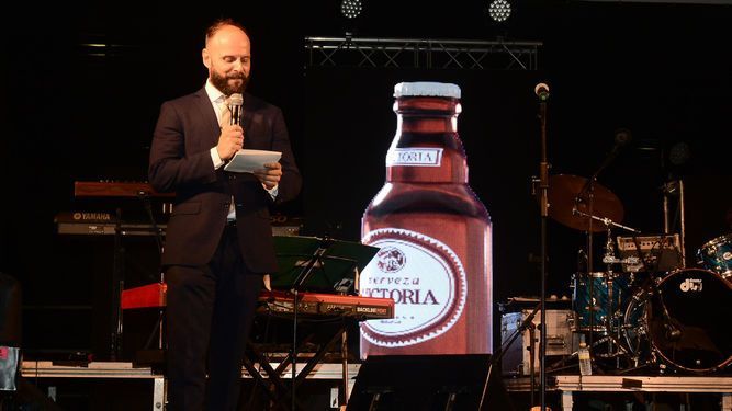 Cervezas Victoria renueva su imagen