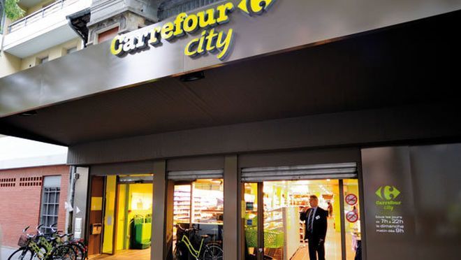 Tragedia para Carrefour: cerrará 243 supermercados