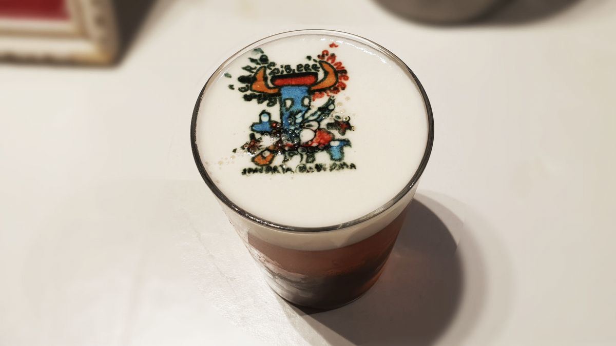 Cerveza dibujada mediante impresión 3D, un éxito en los sanfermines
