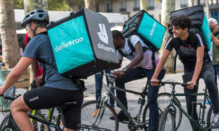Inspección de Trabajo impone a Deliveroo el pago de 1,3 millones a la Seguridad Social por sus repartidores