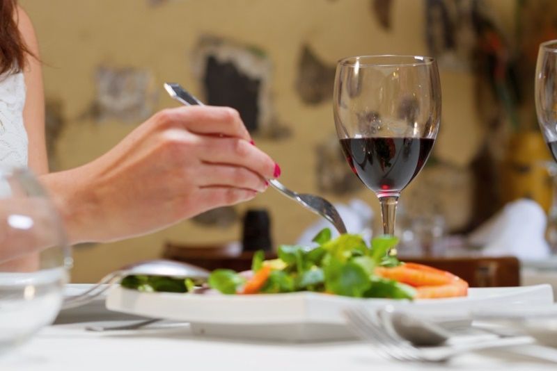 Menos trabas burocráticas para restaurantes, bares y cafeterías canarias