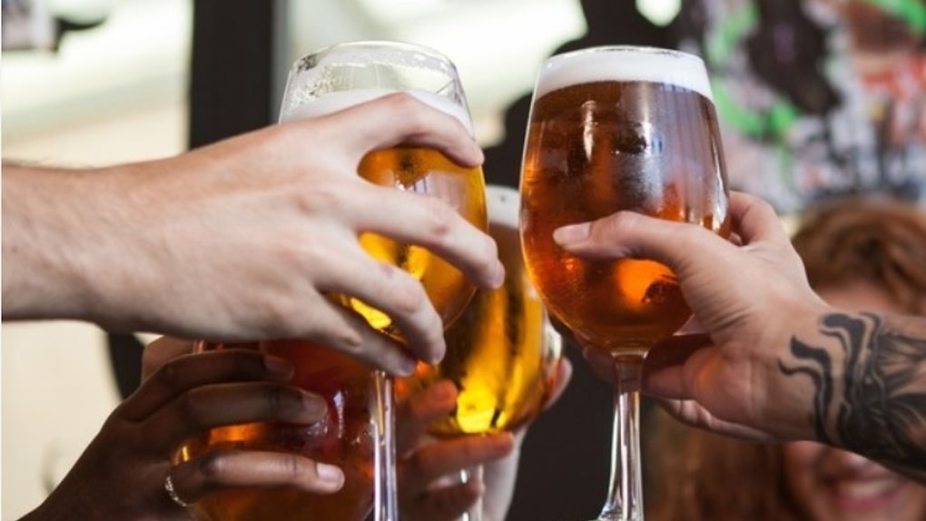 Los amos de la cerveza en España: cuatro familias controlan el 93% de la producción.