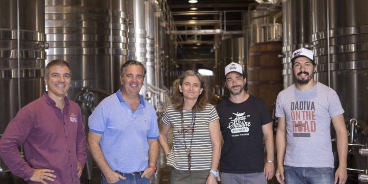 Domus elaborará una cerveza híbrida junto a Mean Sardine y Cervejaria Dádiva