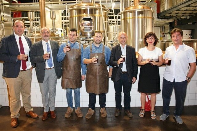 Cruzcampo crea la primera cerveza con cebada cultivada en olivares de Jaén