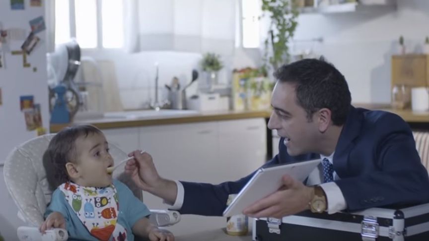 Potitos, papillas y otros “venenos”: la campaña que denuncia la estafa de la alimentación infantil