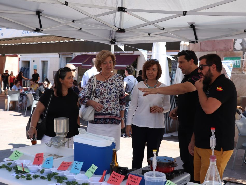 Fabricantes de cerveza artesana se dan cita en ‘Cervezalcázar’ para dar a conocer el producto