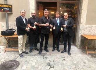 El Rotary Club de Girona impulsa una cervesa solidària