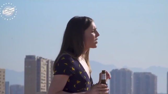 San Miguel retira una campaña ambientada en Benidorm por las presiones de la extrema derecha y sus acusaciones de «banalizar el terrorismo»