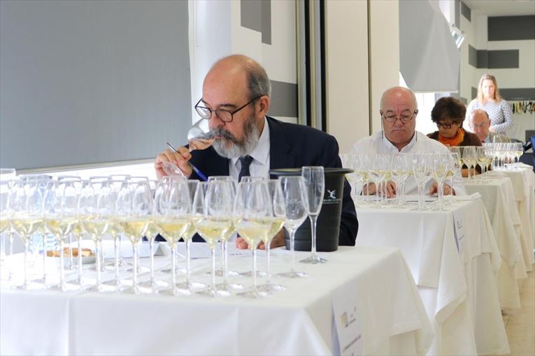 Los cavas reciben el calificativo de «vinos de primera, con limpieza y personalidad»