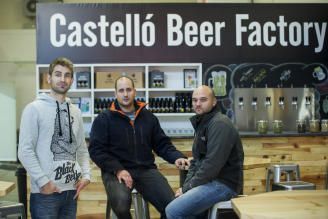 Castelló Beer Factory produce una nueva cerveza elaborada con lúpulos del Maestrat