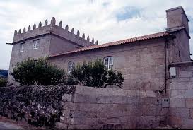 Familia Torres inicia la elaboración de su primer vino de granito en Pazo Torre Penelas