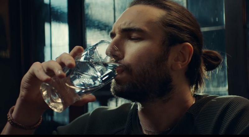 Ya puedes beber la primera Guinness transparente