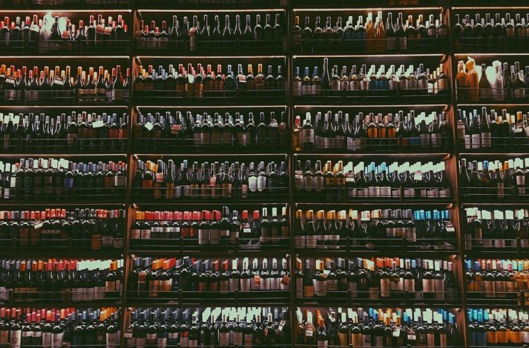EXPORTACIONES MUNDIALES DE VINO: MENOS VOLUMEN, MÁS VALOR