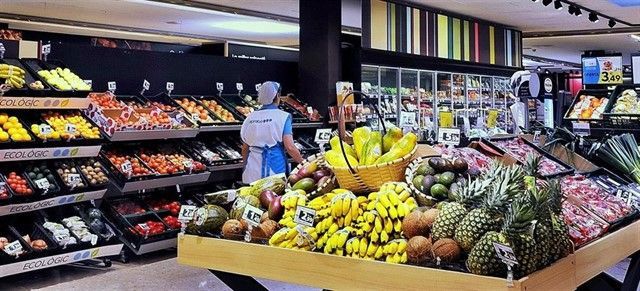 Caprabo acabará el año con el 40% de sus supermercados con formato de nueva generación.