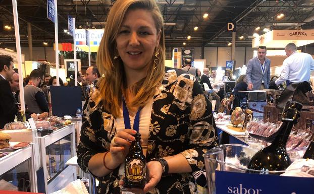 La cerveza artesana malagueña que fermenta bajo del mar causa sensación en Salón de Gourmets