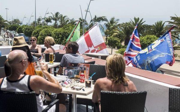 El gran consumo alerta del descenso del turismo y su efecto en la hostelería