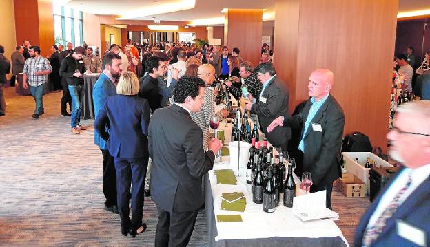 Los aranceles al vino con que amenaza Trump ponen en guardia a Yecla y Jumilla