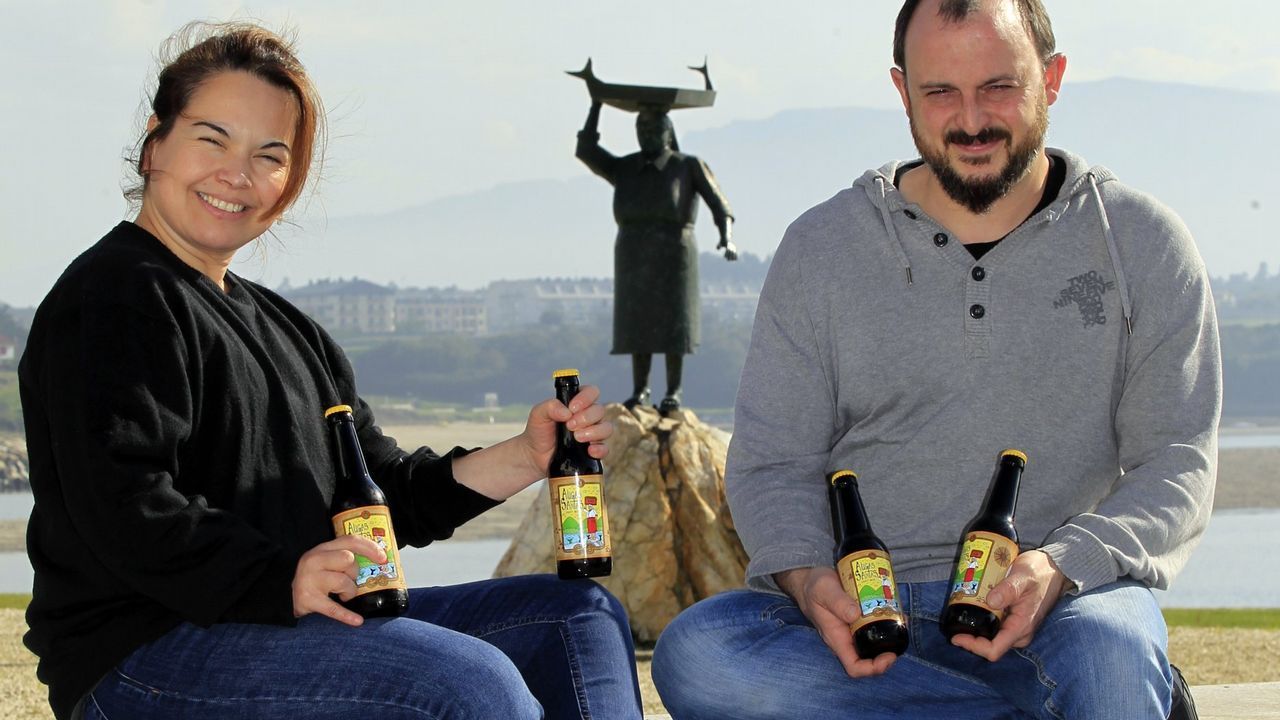 La cerveza Augas Santas, hecha en A Mariña, abre su propia fábrica