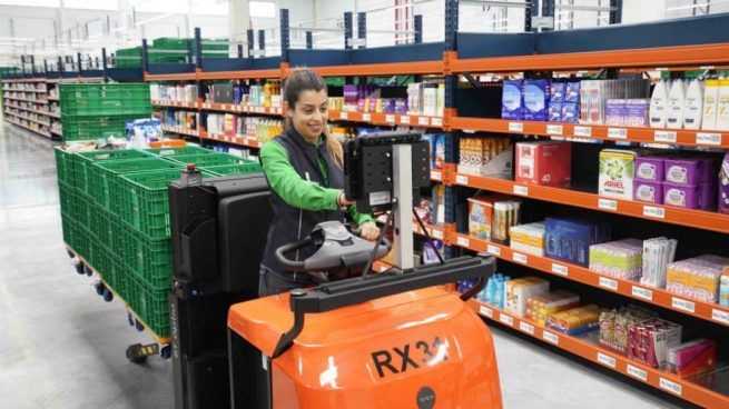Inditex y Mercadona marcan la pauta en logística: centros próximos a la ciudad para envíos diarios