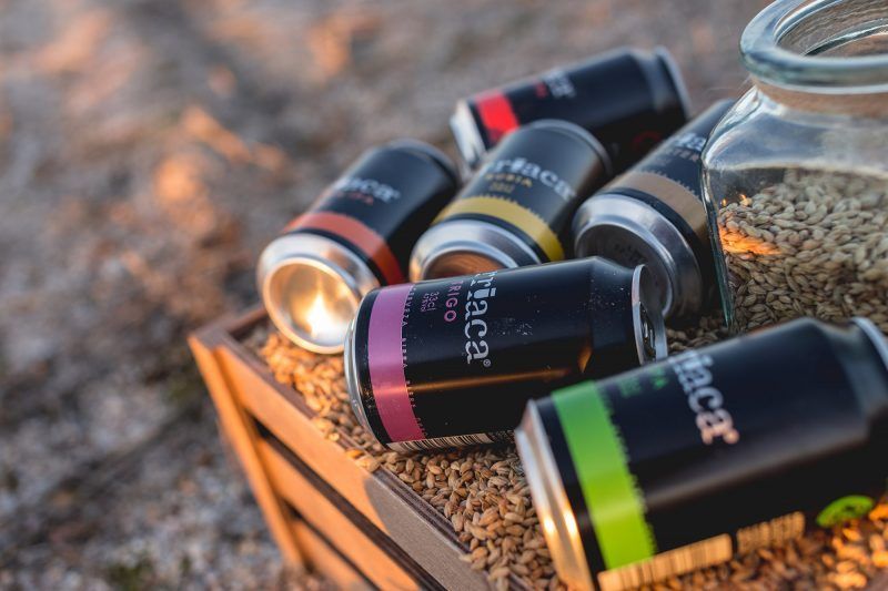 Cervezas Arriaca: el sí a la lata en la artesana