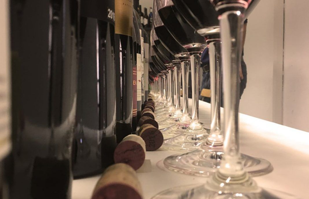 Por primera vez en la historia de la Guía Peñín, seis vinos alcanzan la máxima puntuación