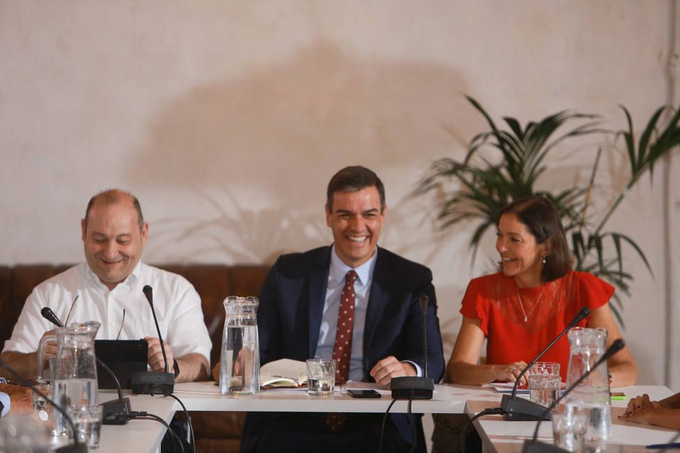 Los hosteleros piden a Sánchez «no tocar la fiscalidad» del turismo y más apoyo a «destinos maduros»