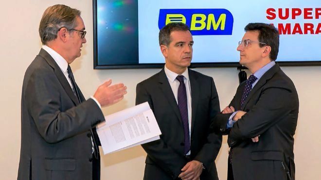 Uvesco compra a Auchan en Bizkaia once tiendas Simply