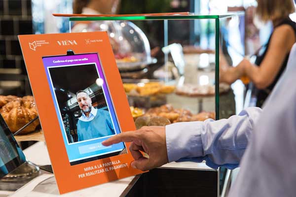 El pago por reconocimiento facial llega a la hostelería
