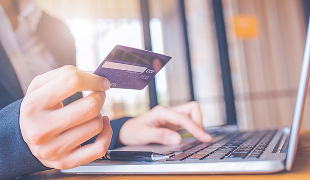 El canal online desciende hasta el 2,4% como opción preferente de compra en Gran Consumo
