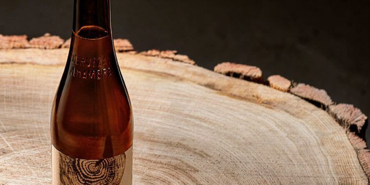 Cervezas Alhambra homenajea su origen con Barrica de Ron Granadino